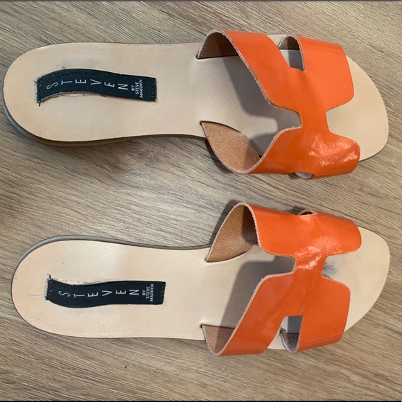 steve madden greece sandals